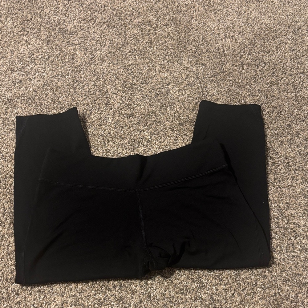 VS PINK Capri yoga pants! - Picture 2 of 6